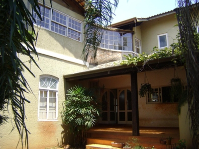 Casa em Vila Santo Antônio, Cotia/SP de 400m² 4 quartos à venda por R$ 1.199.000,00