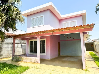 Casa em Vista Linda, Bertioga/SP de 300m² 5 quartos à venda por R$ 763.000,00