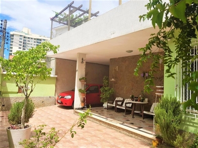 Casa em Vital Brasil, Niterói/RJ de 210m² 3 quartos à venda por R$ 1.299.000,00