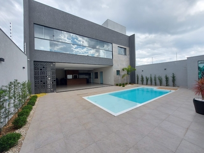 Casa em Zona 02, Maringá/PR de 342m² 3 quartos à venda por R$ 1.289.000,00
