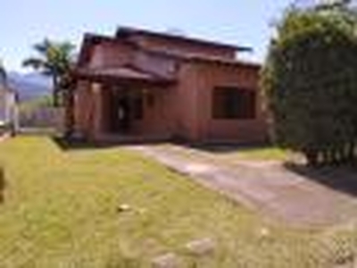Casa para aluguel de temporada em Condominio Lagoinha - Ubatuba/SP