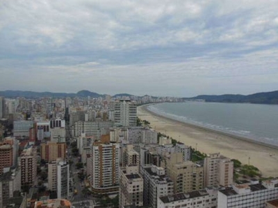 Duplex para aluguel possui 115 metros quadrados com 3 quartos em Pompéia - Santos - SP