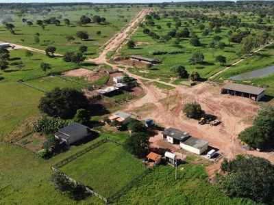 Fazenda em Centro, Unaí/MG de 6320m² 7 quartos à venda por R$ 74.999.000,00