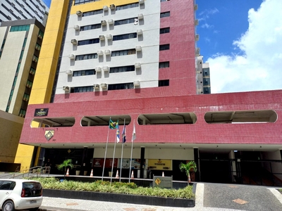 Flat em Boa Viagem, Recife/PE de 71m² 2 quartos à venda por R$ 299.000,00
