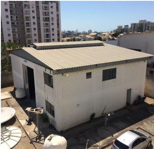 Galpão em Glória, Macaé/RJ de 447m² à venda por R$ 2.499.000,00 ou para locação R$ 25.000,00/mes