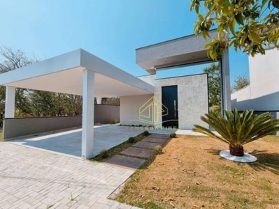 Luxuosa Casa Térrea Condomínio Terras de Atibaia com 03 suítes e HomeOficce