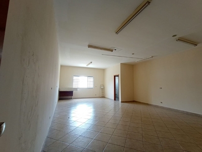 Sala em Alto, Piracicaba/SP de 45m² para locação R$ 750,00/mes