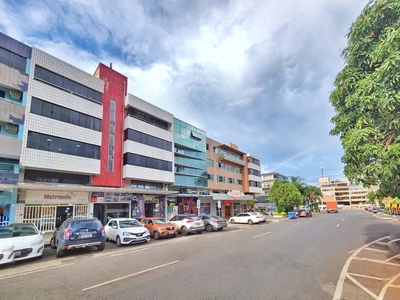 Sala em Asa Norte, Brasília/DF de 70m² para locação R$ 590,00/mes