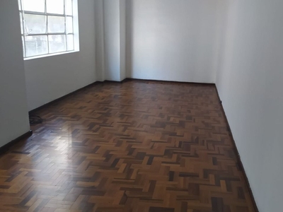 Sala em Centro, Curitiba/PR de 38m² à venda por R$ 128.000,00