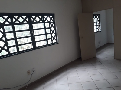 Sala em Centro, Mogi Guaçu/SP de 26m² para locação R$ 550,00/mes