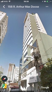 Sala em Pioneiros, Balneário Camboriú/SC de 46m² à venda por R$ 409.000,00