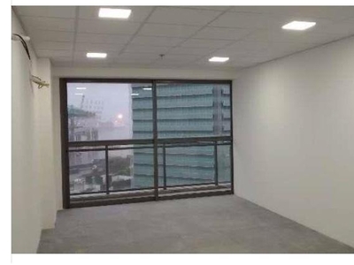 Sala em Valongo, Santos/SP de 42m² para locação R$ 2.000,00/mes