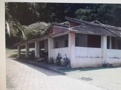 Sítio em Vila São Carlos, Taubaté/SP de 0m² 5 quartos à venda por R$ 1.059.000,00