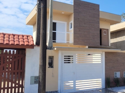 Sobrado em Bopiranga, Itanhaém/SP de 90m² 3 quartos à venda por R$ 417.000,00