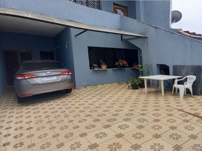 Sobrado em Boqueirão, Praia Grande/SP de 210m² 5 quartos à venda por R$ 679.000,00