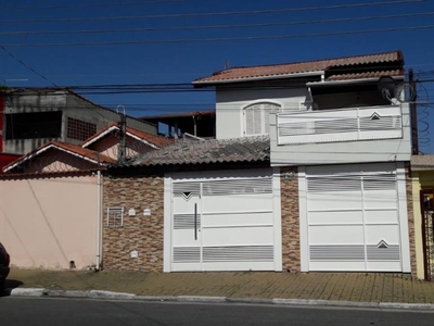 Sobrado em Conjunto Alvorada, Poá/SP de 242m² 3 quartos à venda por R$ 649.000,00