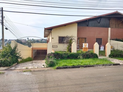 Sobrado em Estrela, Ponta Grossa/PR de 321m² 4 quartos à venda por R$ 589.000,00