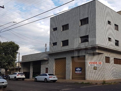 Sobrado em Jardim Brasília, Araçatuba/SP de 802m² 6 quartos à venda por R$ 1.499.000,00