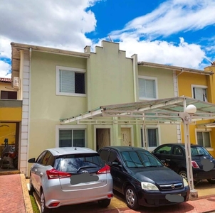 Sobrado em Jardim Califórnia, Jacareí/SP de 71m² 2 quartos à venda por R$ 309.300,00