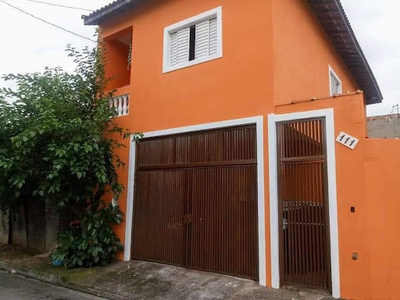 Sobrado em Parque dos Príncipes, Jacareí/SP de 147m² 4 quartos à venda por R$ 264.000,00