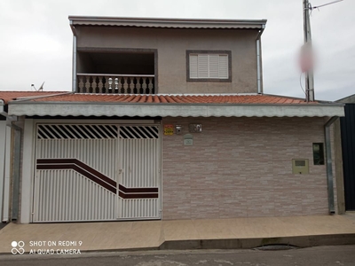 Sobrado em Parque dos Príncipes, Jacareí/SP de 210m² 4 quartos à venda por R$ 379.000,00