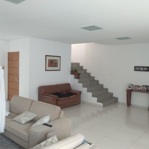 Sobrado em Paulicéia, São Bernardo do Campo/SP de 324m² 3 quartos à venda por R$ 1.299.000,00