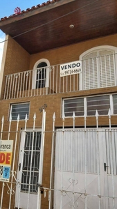 Sobrado em Vila Assis, Sorocaba/SP de 175m² 3 quartos à venda por R$ 349.000,00