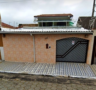 Sobrado em Vila Caiçara, Praia Grande/SP de 230m² 4 quartos à venda por R$ 749.000,00