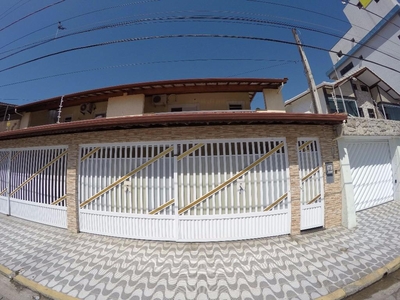 Sobrado em Vila Guilhermina, Praia Grande/SP de 126m² 3 quartos à venda por R$ 619.000,00