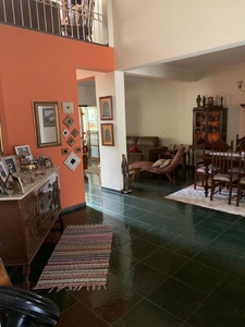 Sobrado em Vila Júlia, Mogi Guaçu/SP de 290m² 3 quartos à venda por R$ 649.000,00