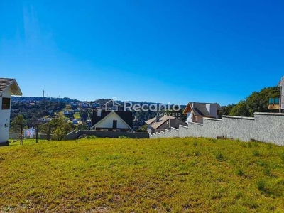 Terreno em Prinstrop, Gramado/RS de 726m² à venda por R$ 637.000,00