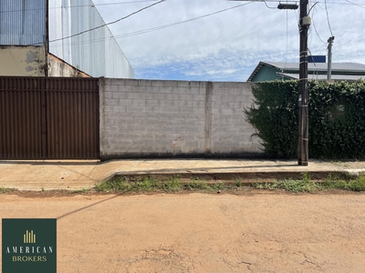 Terreno em Setor Maria Rosa, Goiânia/GO de 2500m² para locação R$ 1.000,00/mes