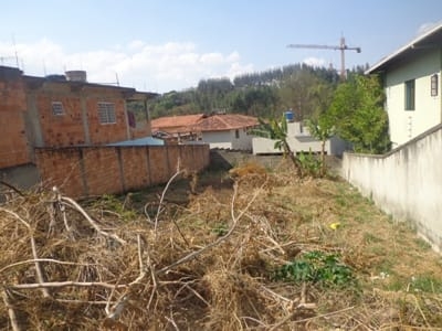 Terreno em Tijuco, Contagem/MG de 360m² à venda por R$ 268.000,00