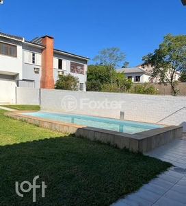 Casa 4 dorms à venda Rua Teixeira de Freitas, Santo Antônio - Porto Alegre