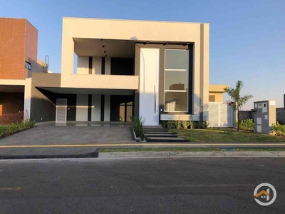 Casa em Condomínio com 4 quartos à venda no bairro Residencial Goiânia Golfe Clube, 406m²