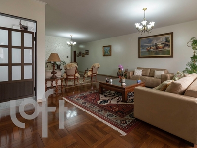 Apartamento à venda em Santa Cecília com 240 m², 3 quartos, 1 suíte, 3 vagas