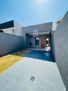 Casa com 2 quartos à venda, 125.0m²