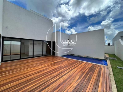 Cond. horizontal casa com 4 quartos à venda, 237.0m²