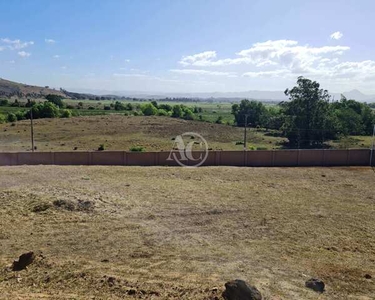 Terreno a venda no Condomínio Riviera Park Vila Velha, ES, declive com parte plana, sol da