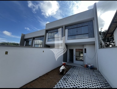 Casa no Bairro Velha Central em Blumenau com 2 Dormitórios (2 suítes) e 90 m²