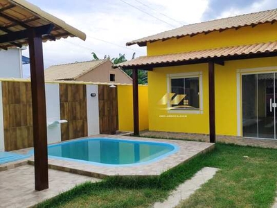 Linda casa modelo com 2 quartos, piscina e área gourmet em Unamar - Cabo Frio - RJ