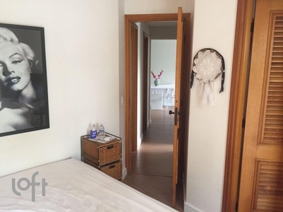 Apartamento à venda em Laranjeiras com 48 m², 1 quarto, 1 suíte, 1 vaga