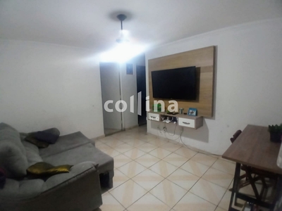 Apartamento em Jardim Bom Sucesso, Carapicuíba/SP de 49m² 2 quartos à venda por R$ 174.000,00