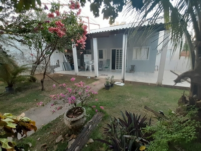 Casa em Bosque da Saúde, Cuiabá/MT de 180m² 3 quartos à venda por R$ 599.000,00