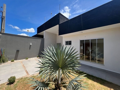 Casa em Colinas, Londrina/PR de 90m² 3 quartos à venda por R$ 534.000,00