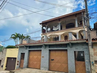 Casa em Grajaú, Juiz de Fora/MG de 226m² 3 quartos à venda por R$ 419.000,00