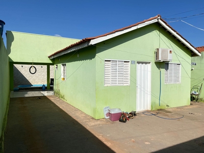 Casa em Parque dos Bandeirantes, Várzea Grande/MT de 72m² 2 quartos à venda por R$ 249.000,00