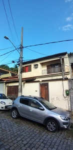 Casa em Santíssimo, Rio de Janeiro/RJ de 238m² 4 quartos à venda por R$ 699.000,00
