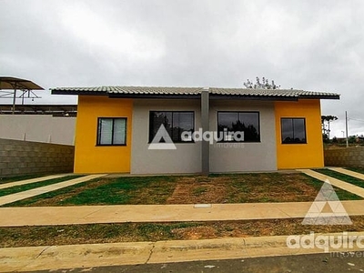 Casa em Uvaranas, Ponta Grossa/PR de 43m² 2 quartos à venda por R$ 208.000,00