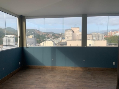 Sala em Centro, Niterói/RJ de 48m² à venda por R$ 749.000,00